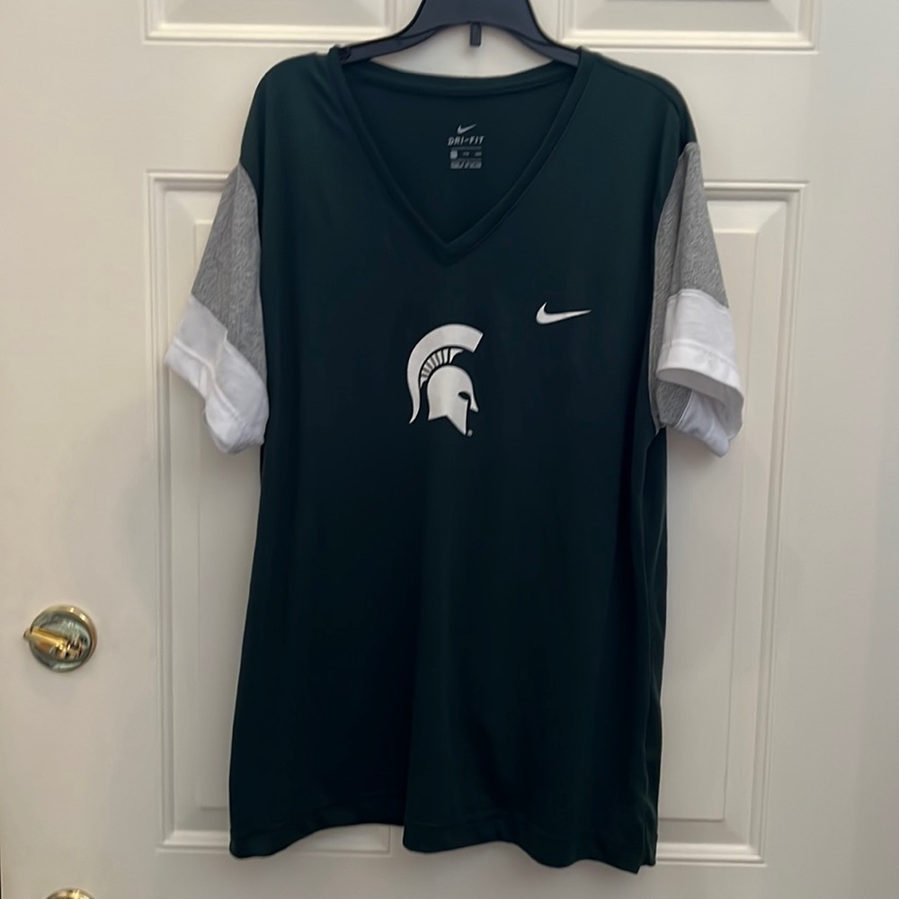 Nike Dri-Fit Women’s Michigan State V-Neck Tee. XXL